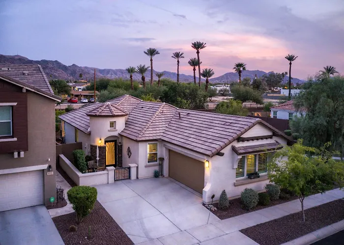 Monthly Near Dtwn | Workspace | Ev Charger Holiday home Phoenix