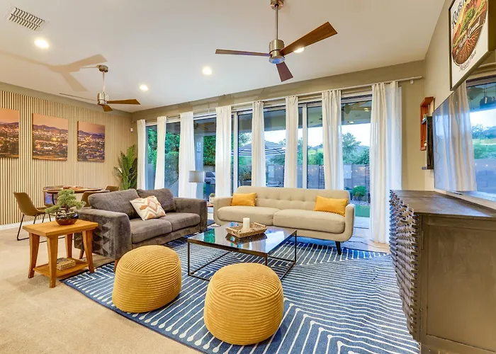 Monthly Near Dtwn | Workspace | Ev Charger Holiday home *