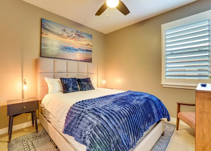 Holiday home Monthly Near Dtwn | Workspace | Ev Charger
